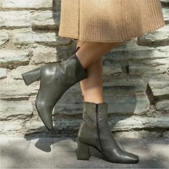Napoleoni | Leather Wrapped Heeled Ankle Booties - Picture 13 of 15